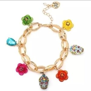 💛▪️Betsey Johnson ▪️Multicolor Sugar  Skull and Flower Charm Bracelet